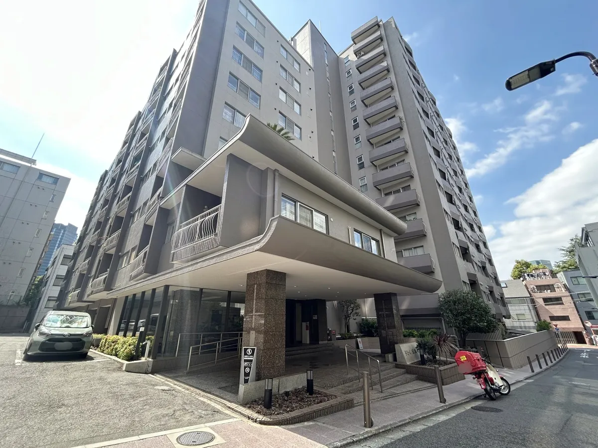 ドミール五番町 - 物件外観 ドミール五番町