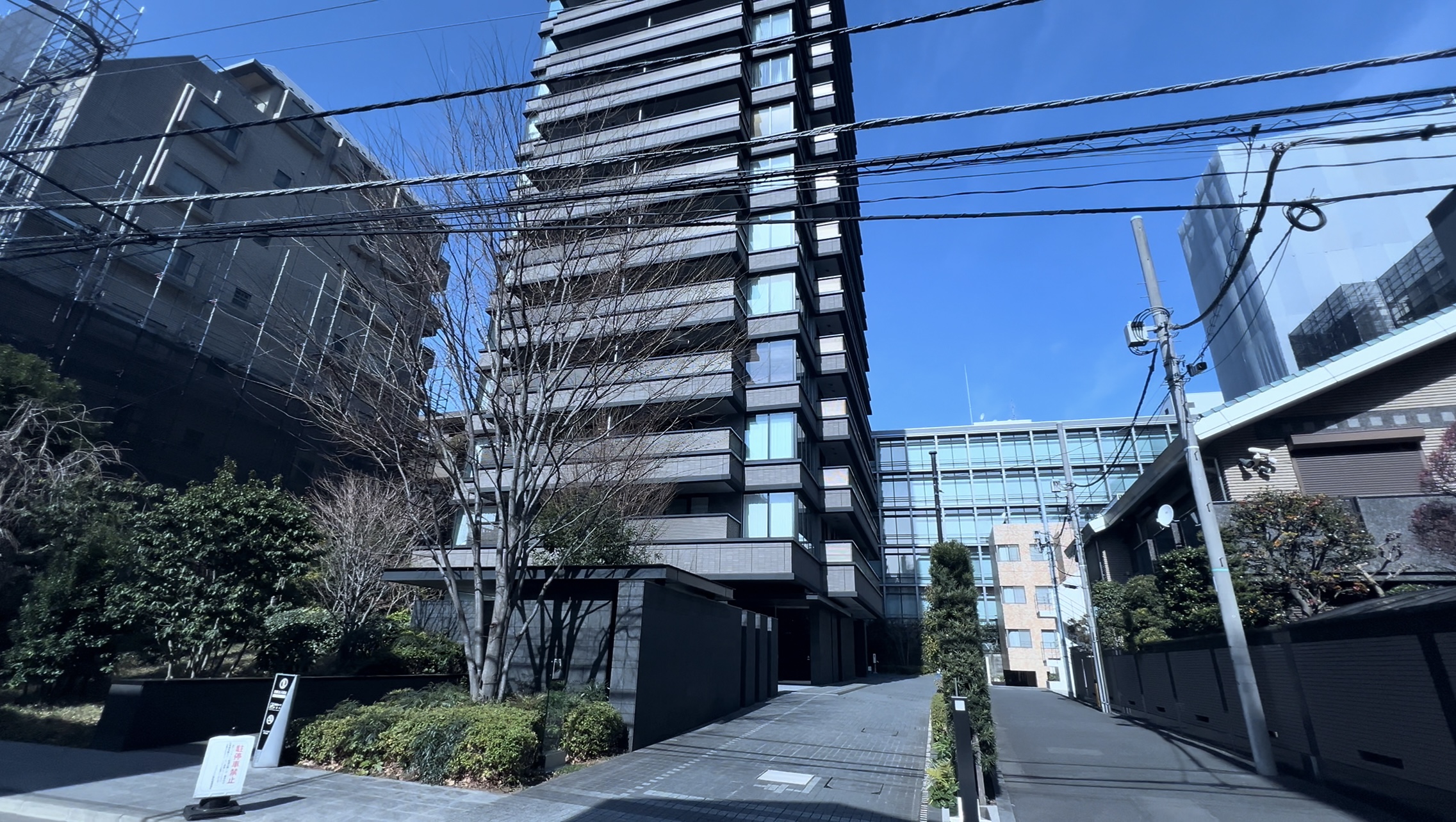 ブランズ六番町
