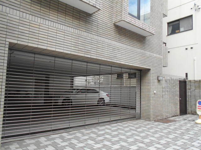 エクサス六番町
