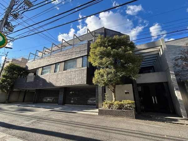 神宮前ハウス